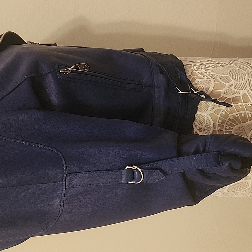 Doma Leather Jacket - image 7